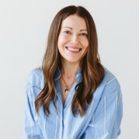 Article Employee Rebecca Andrews's profile photo