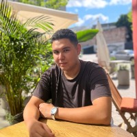 Vladyslav Khan's profile photo