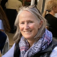Maggie Bayless