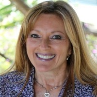 Suzanne Armstrong Email & Phone Number