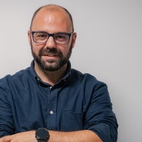 Nuno Castro Email