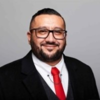 Sergio Solis Email