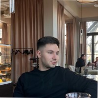 Full Stack Developer Employee Artur Hart's profile photo