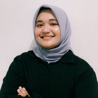 Nur Chania Email