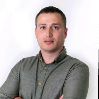 Miloš Petrović Email