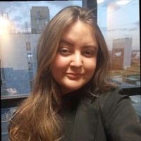 Gabrielly Holanda Email