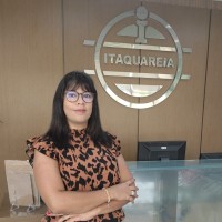 Andreia Teles de Moura Email