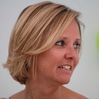 Annette Beunen Email