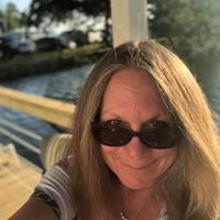 Suzanne Murray Email & Phone Number
