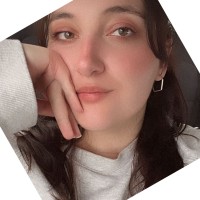 Sahra Ugur Email