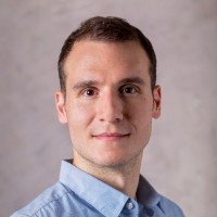 Zoltan Desztics Email