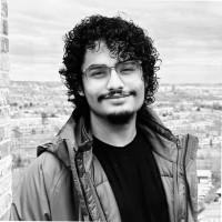 Meta Employee Alex Junior's profile photo