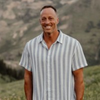 Kyle Strait Email & Phone Number
