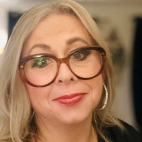 Julia Crompton Email & Phone Number