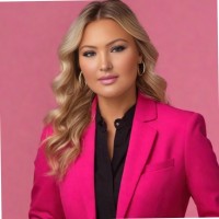 Arrowhead Golf Club Employee Lindsey Burshtan's profile photo