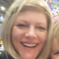 sweetFrog Frozen Yogurt Employee Loree Perry's profile photo