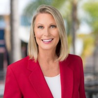 Intelink Law Group PC Employee Suzanne Smigliani's profile photo
