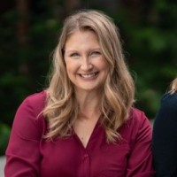 Suzanne Welde Email & Phone Number