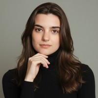 Nathalia Vasques Email & Phone Number