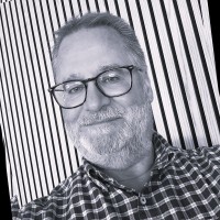 Email di Joe Douglas