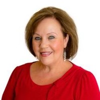 Team Realty Employee Mary Vis's profile photo