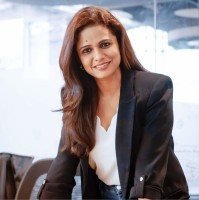 Email e telefono di Neha Gupta