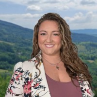 PLATINUM GROUP Employee Carissa Diniz's profile photo