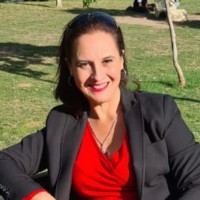 Axios Employee Veronica Salazar's profile photo