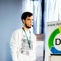 Deutsche Bank Employee Vladimir Poliakov's profile photo