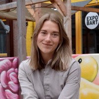 Silke van Den Berg Email