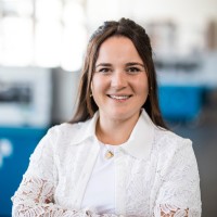 Julia Kröll Email