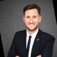 Liam Lewis Email