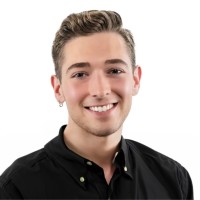 Zeta Global Employee Andrew Queen's profile photo