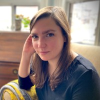 Sophie Dinicol Email & Phone Number
