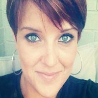Available Employee Jennifer Barrier-Jones's profile photo
