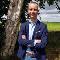 Bas Schoonderbeek Email