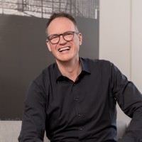 Michael Escher Email