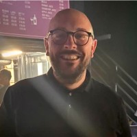 Graeme Williams Email