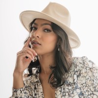 Alexia Brown Email