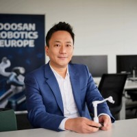 Doosan Robotics Employee Michael Ryu's profile photo