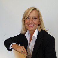 Ursula Lassbacher Email