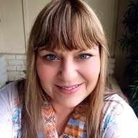 L. E. Jones Employee Lori Payne-Csaki's profile photo