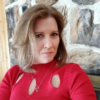 Garden State Bulb Co. Employee Nina Tomlin's profile photo