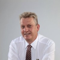 E-mail e número de telefone de Murray Read