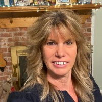 Threat System Solutions Employee Lori Encke's profile photo