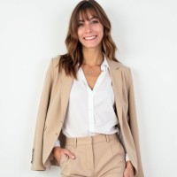 Kara Karlsen Email & Phone Number