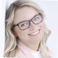 Anja Hømlund Email