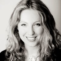Mari Thomas Email