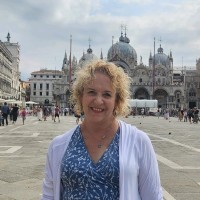 Laura Castellano Email & Phone Number