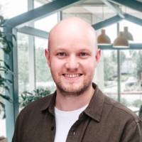 Steven Bainbridge Email